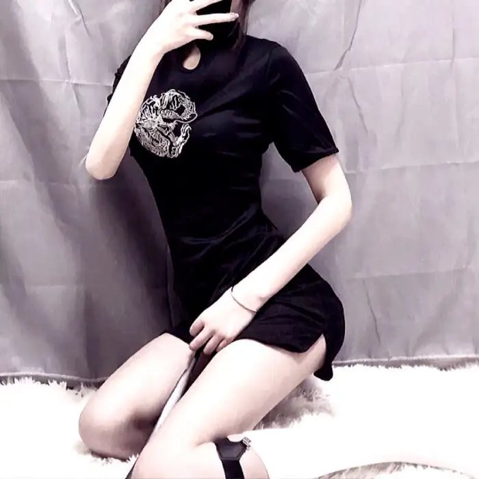 冲出性爱营